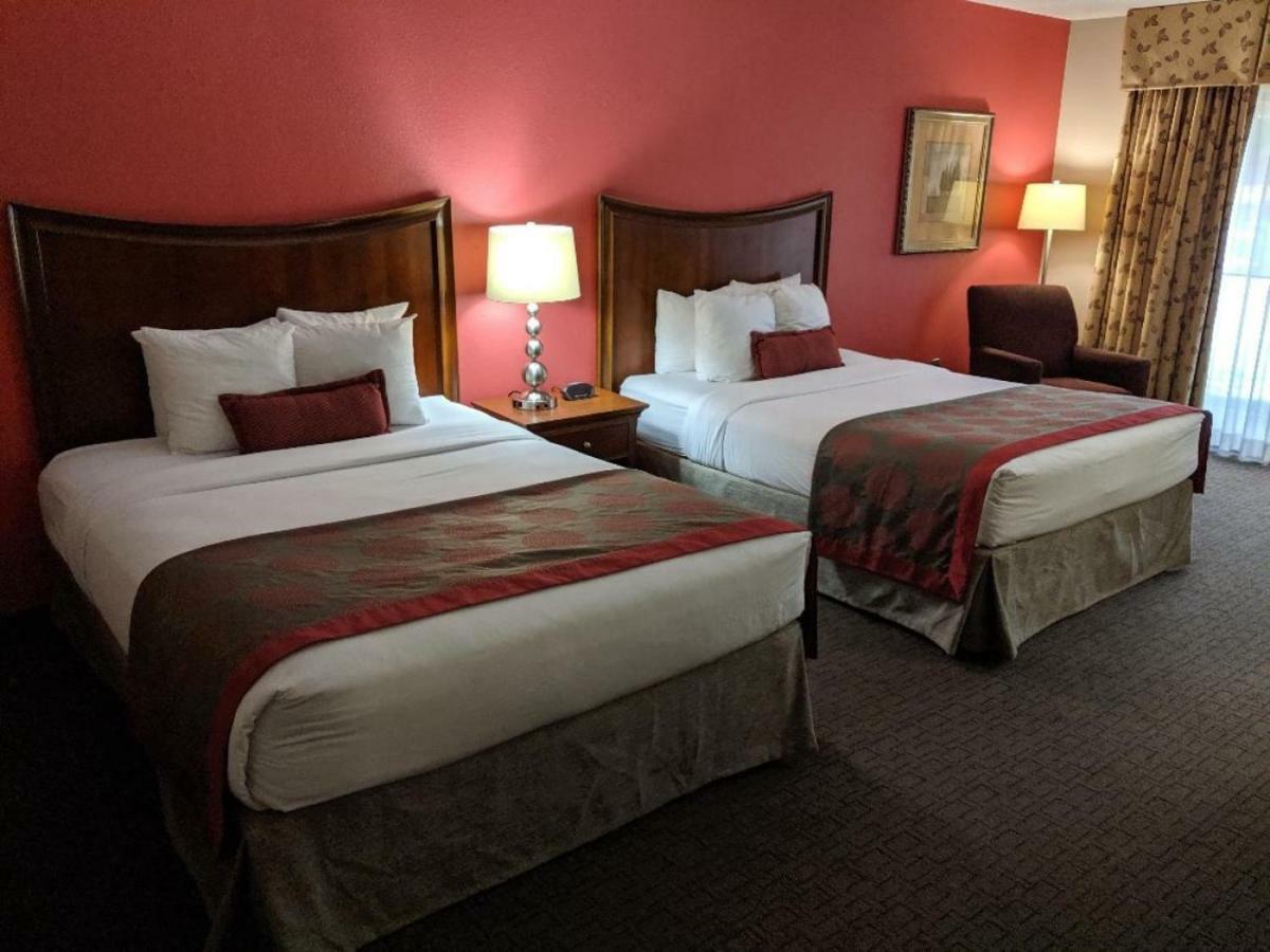 Ramada By Wyndham Raleigh Ξενοδοχείο Εξωτερικό φωτογραφία