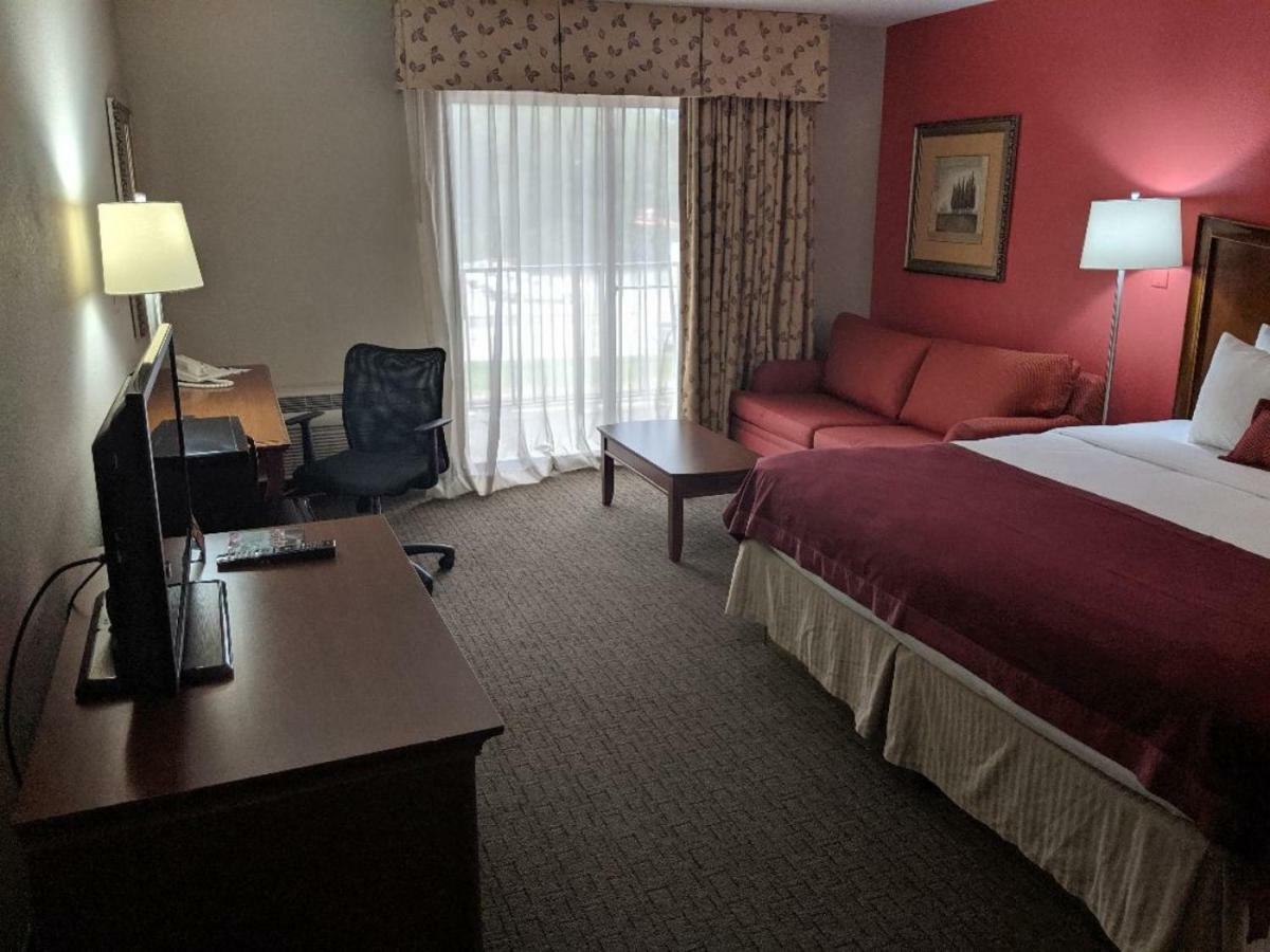 Ramada By Wyndham Raleigh Ξενοδοχείο Εξωτερικό φωτογραφία